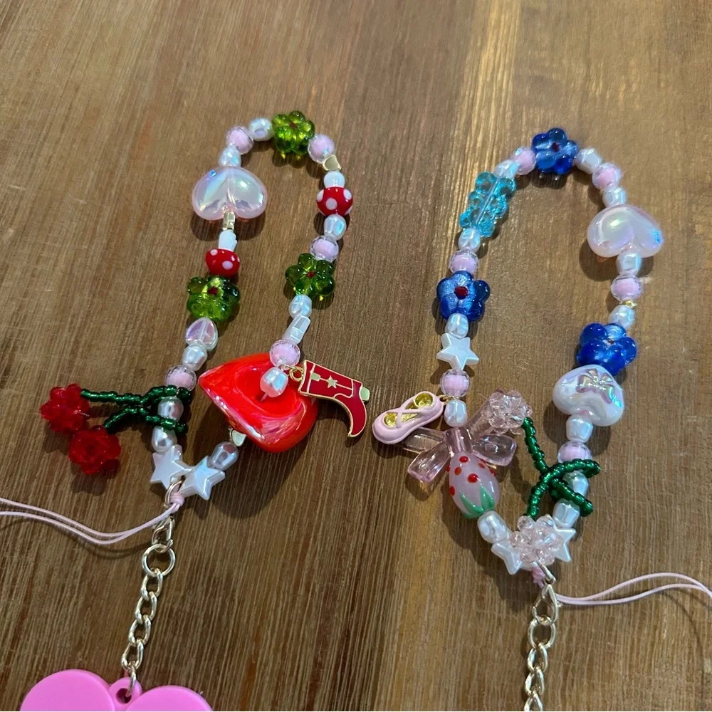 NWT Benefit Cosmetics Phone Charms - Set of Two - Picture 6 of 7